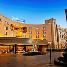 Radisson Blu Plaza Delhi Airport